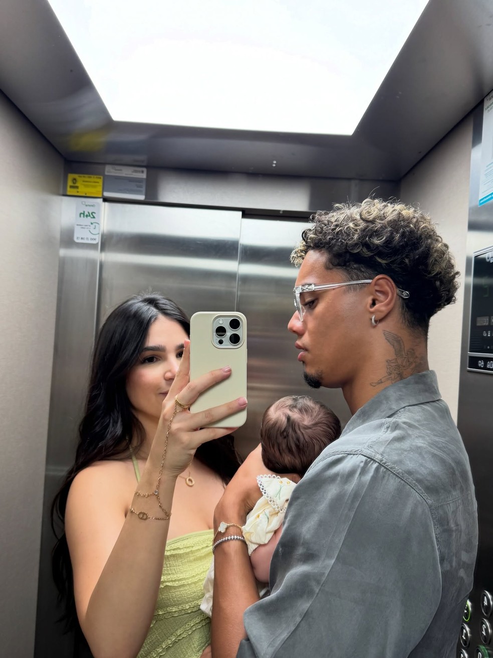 Giovanna Buscacio abre álbum com João Mendes — Foto: Reprodução/Instagram