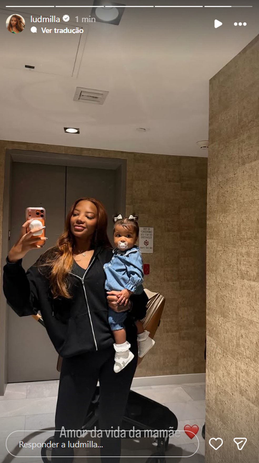 Ludmilla com a filha, Zuri — Foto: Reprodução/Instagram