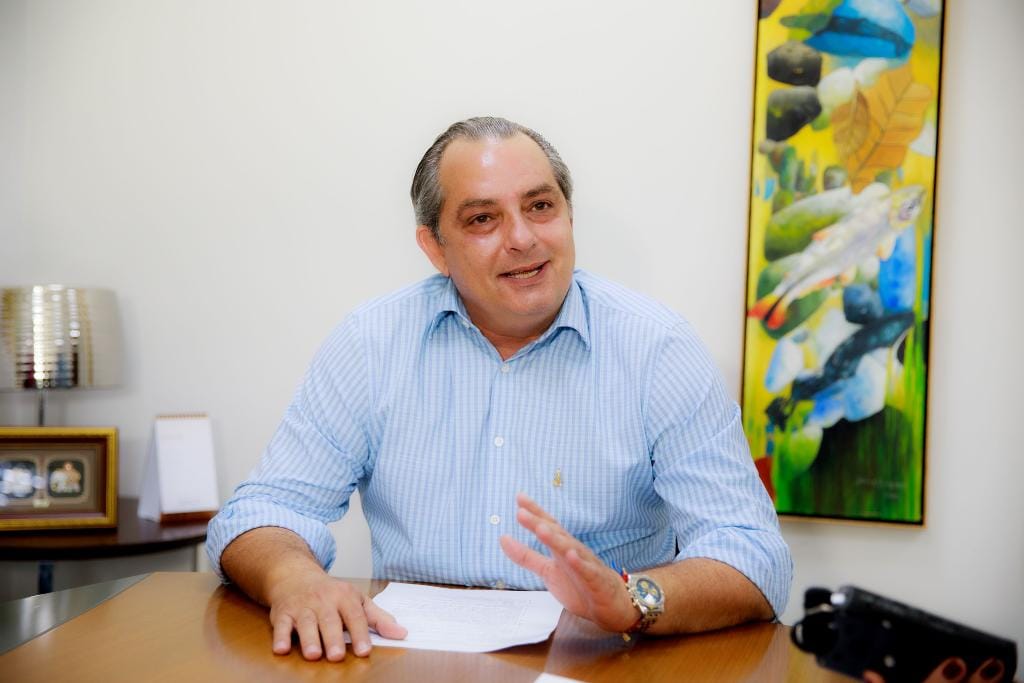 César Miranda deixa Sedec e deve coordenar pré-campanha de Jayme Campos ao Governo