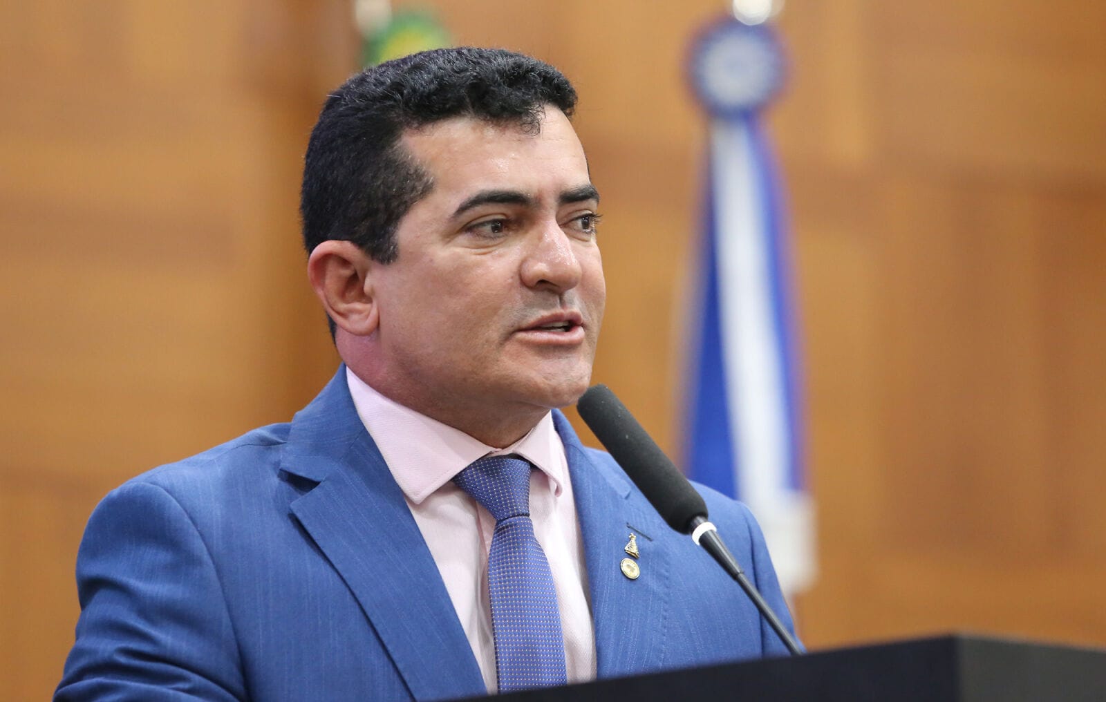 Alvo de operação, deputado diz que colaborou com buscas e alega falta de acesso à investigação