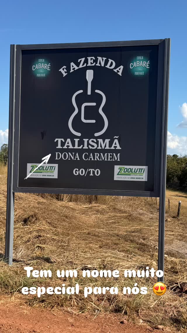 Placa oficial da Fazenda Talismã Dona Carmem — Foto: Reprodução/Instagram