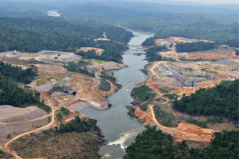 Ibama e usina entre MT e PA terão que provar a prevenção de danos após morte de 5 mil peixes